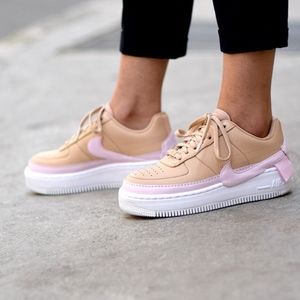 nike jester beige and pink